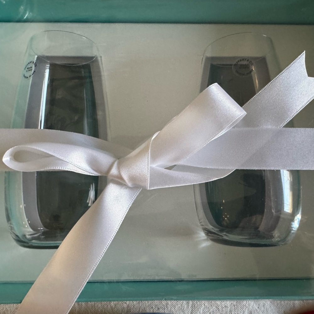Tiffany & co Stemless Wine champagne
Crystal Glass Flute Set of 2 NWT